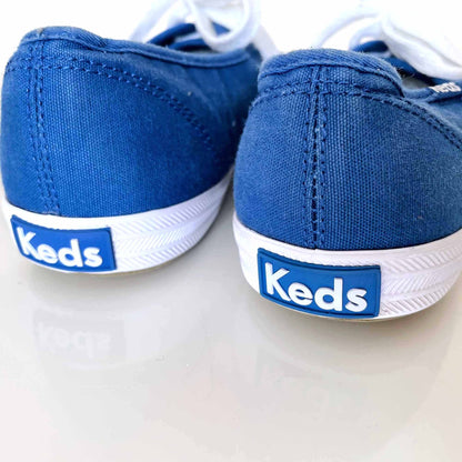 Keds lace up blue low profile sneakers - size 8