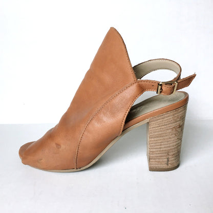 Kentia Italy leather slingback block heel - size 38