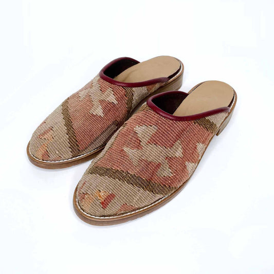 vintage handmade kilim slip on mules - size 8
