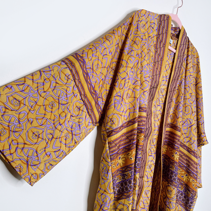 sustain los angeles 100% silk kimono robe - size OS