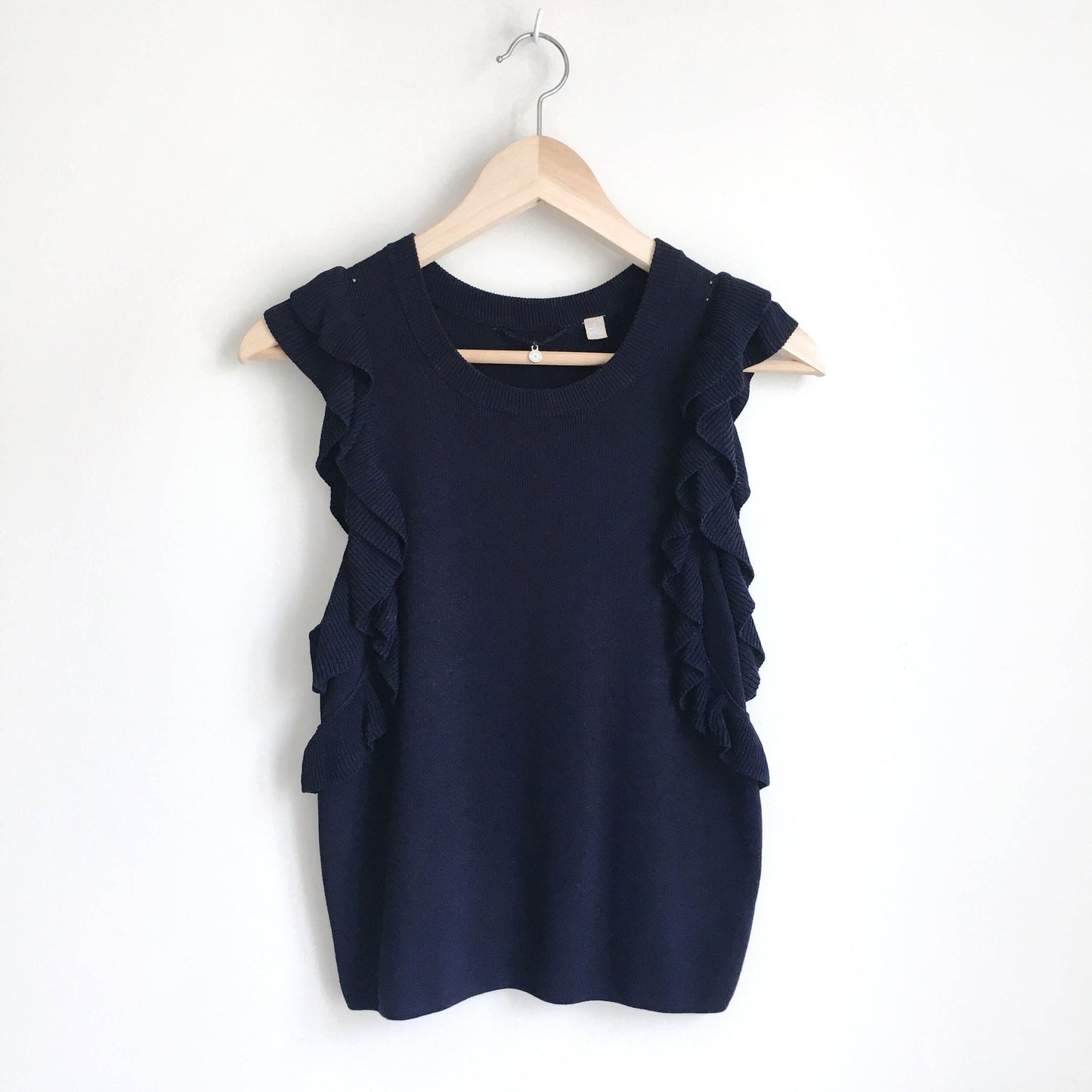 knitted and knotted constance ruffle top - size small