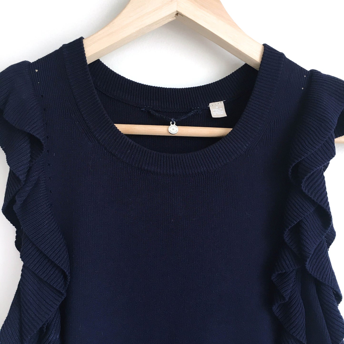 knitted and knotted constance ruffle top - size small