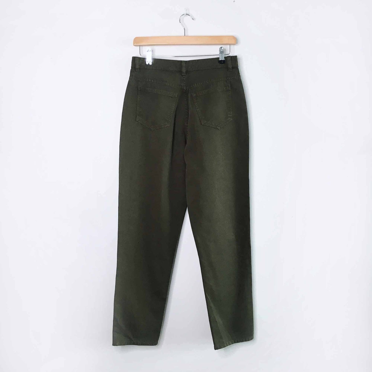 KOTN high waist tapered jean - size 6