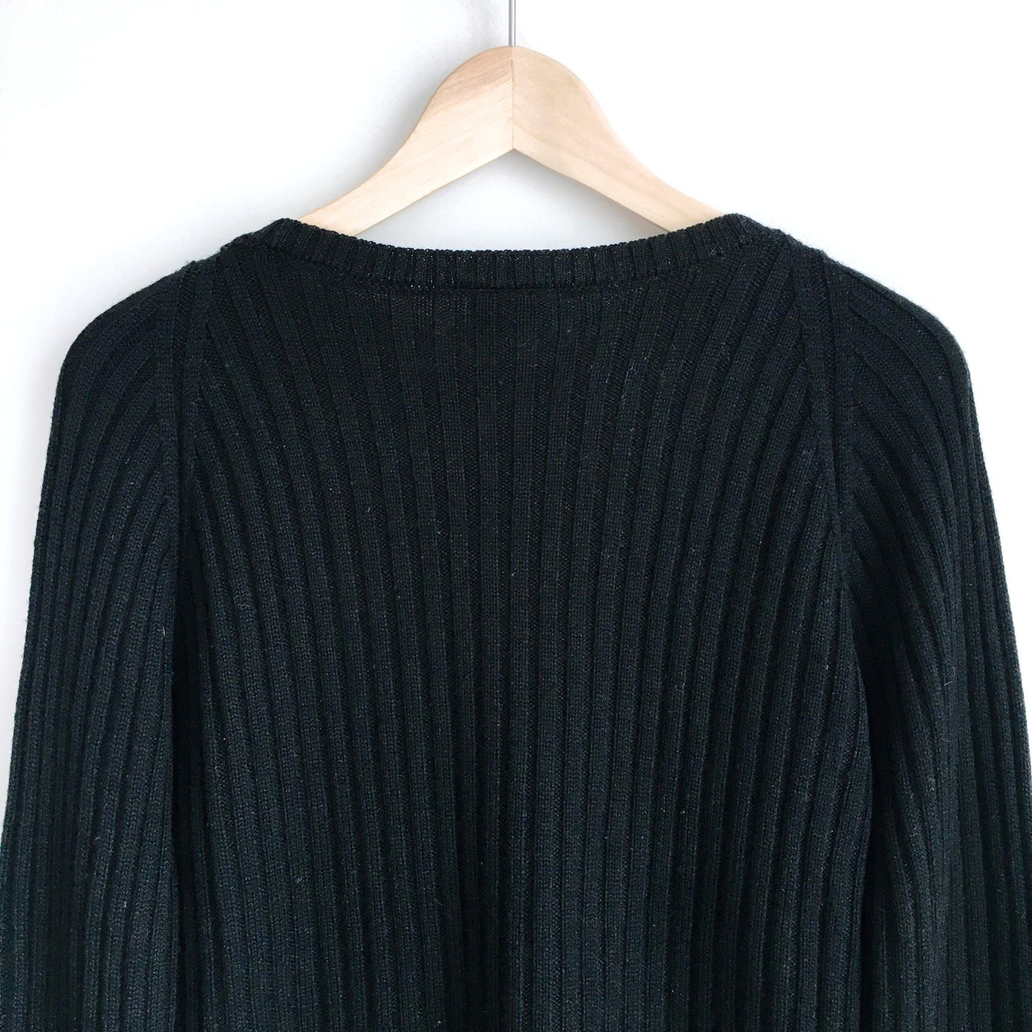 Lacoste chunky rib v-neck wool sweater - size 40