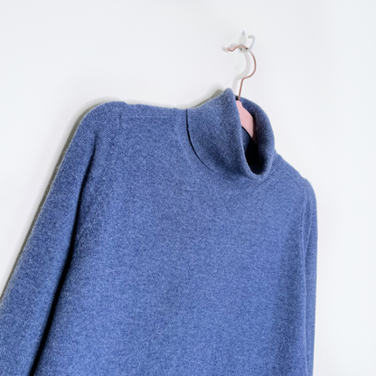 lafayette 148 blue 100% cashmere turtleneck - size medium