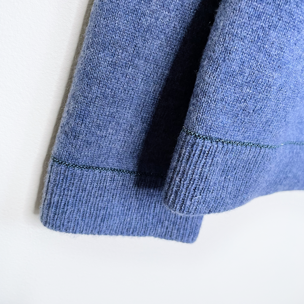 lafayette 148 blue 100% cashmere turtleneck - size medium