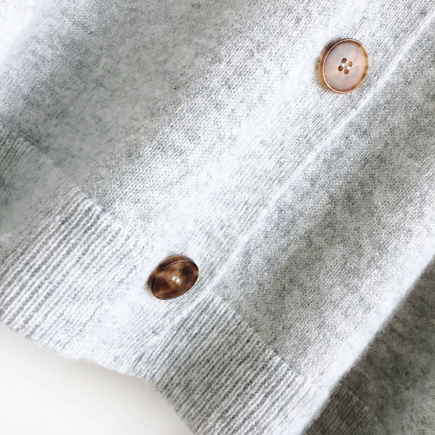 Lafayette 148 cashmere a-line cardigan sweater - size Medium