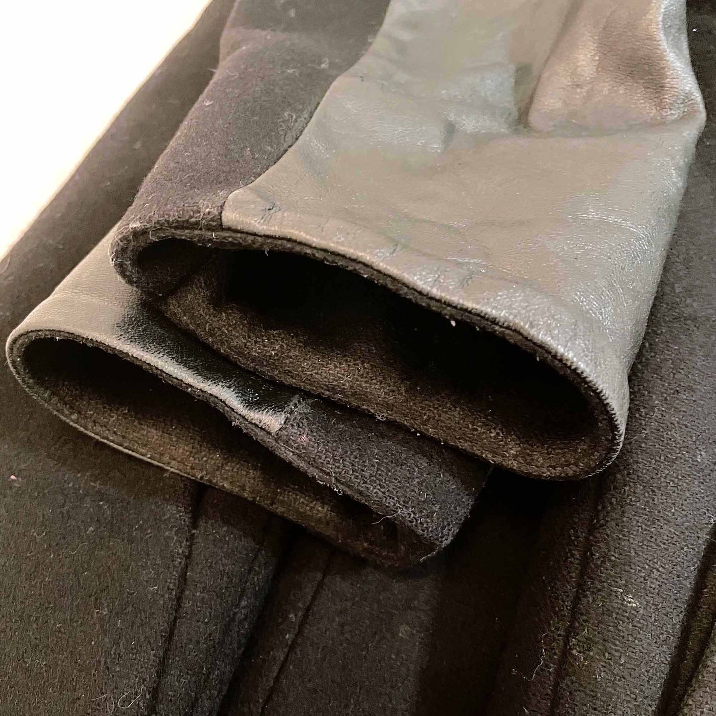 la marque wool-blend jacket with leather sleeves and collar - size medium