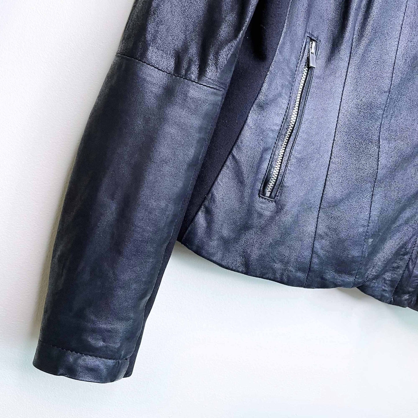 lamarque emma asymmetrical brushed leather moto jacket - size med/large