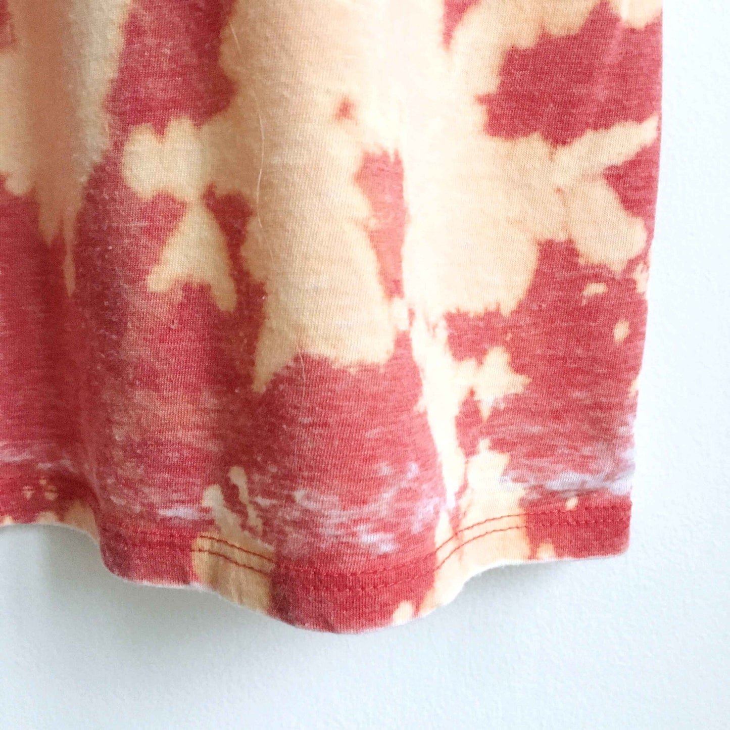 Legacy bleach tie dye burnout v-neck tee - size xl