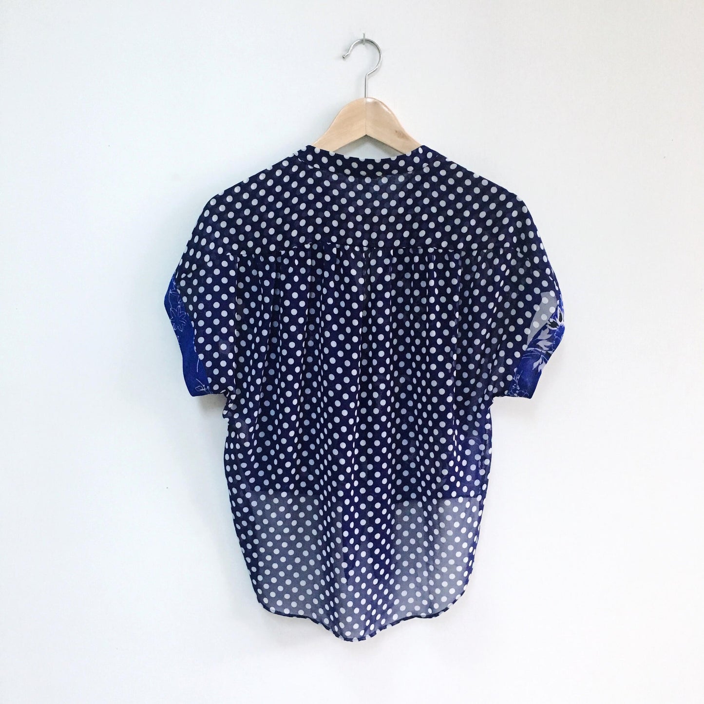 Leifnotes Times Two hi lo Blouse - size 0