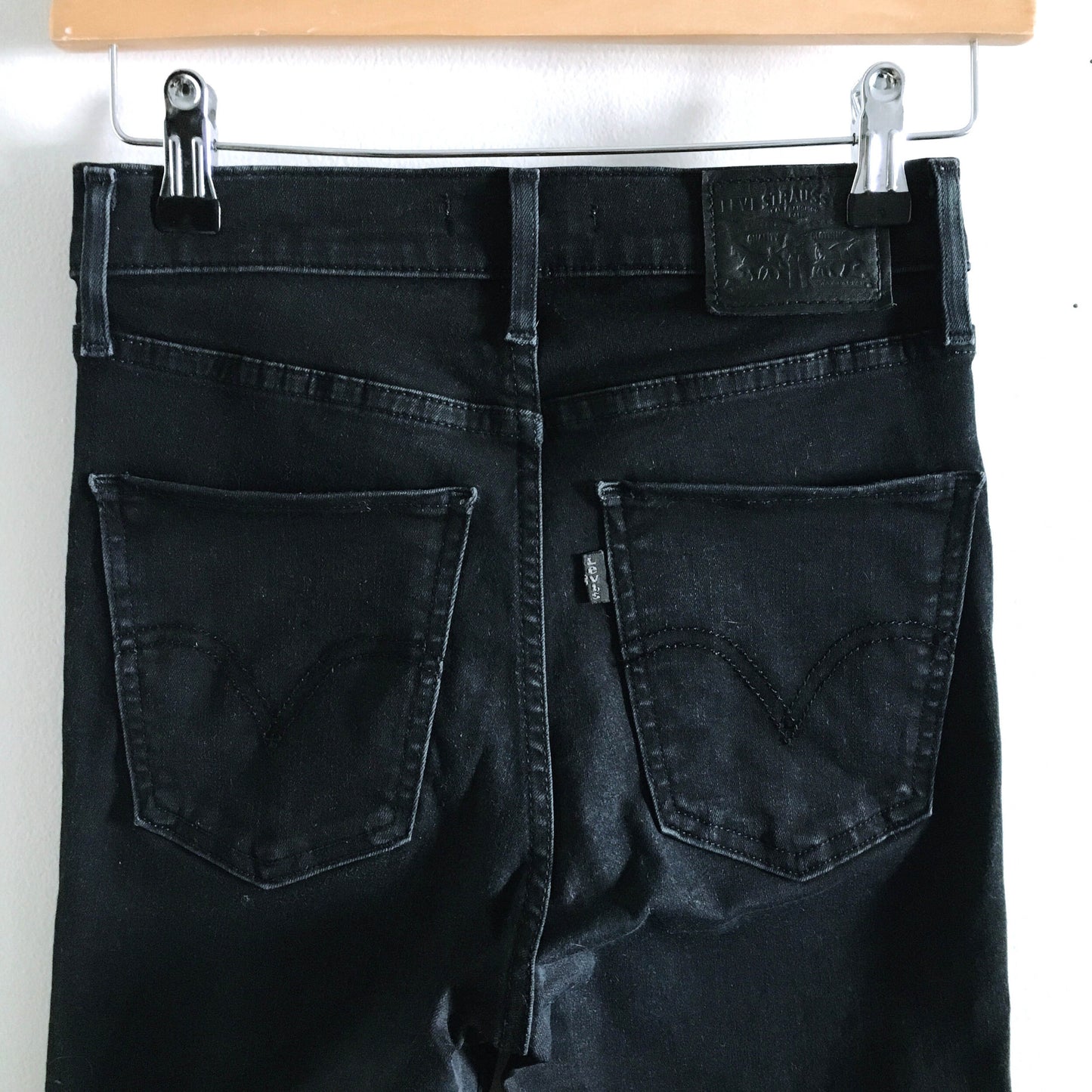 Levi's Mile High Super Skinny - size 26