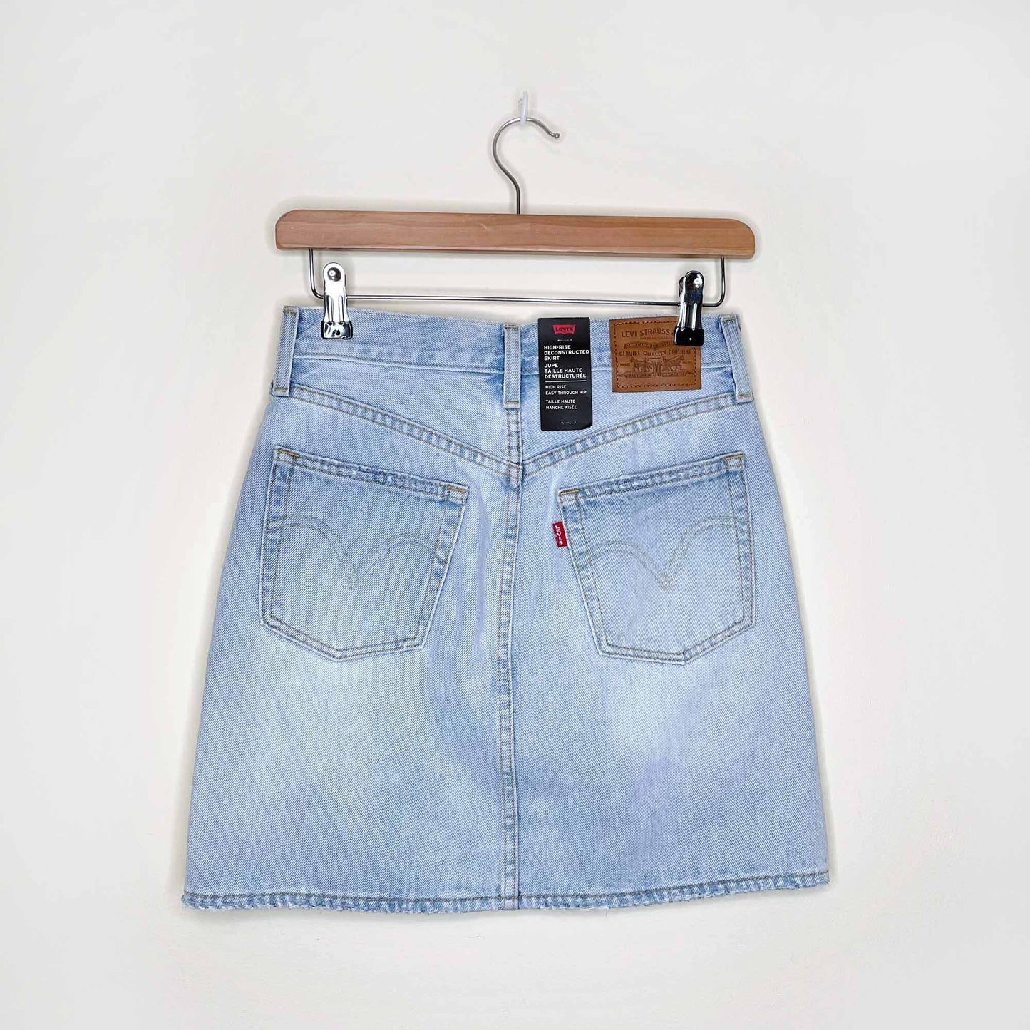 levi's high rise deconstructed denim skirt - size 25
