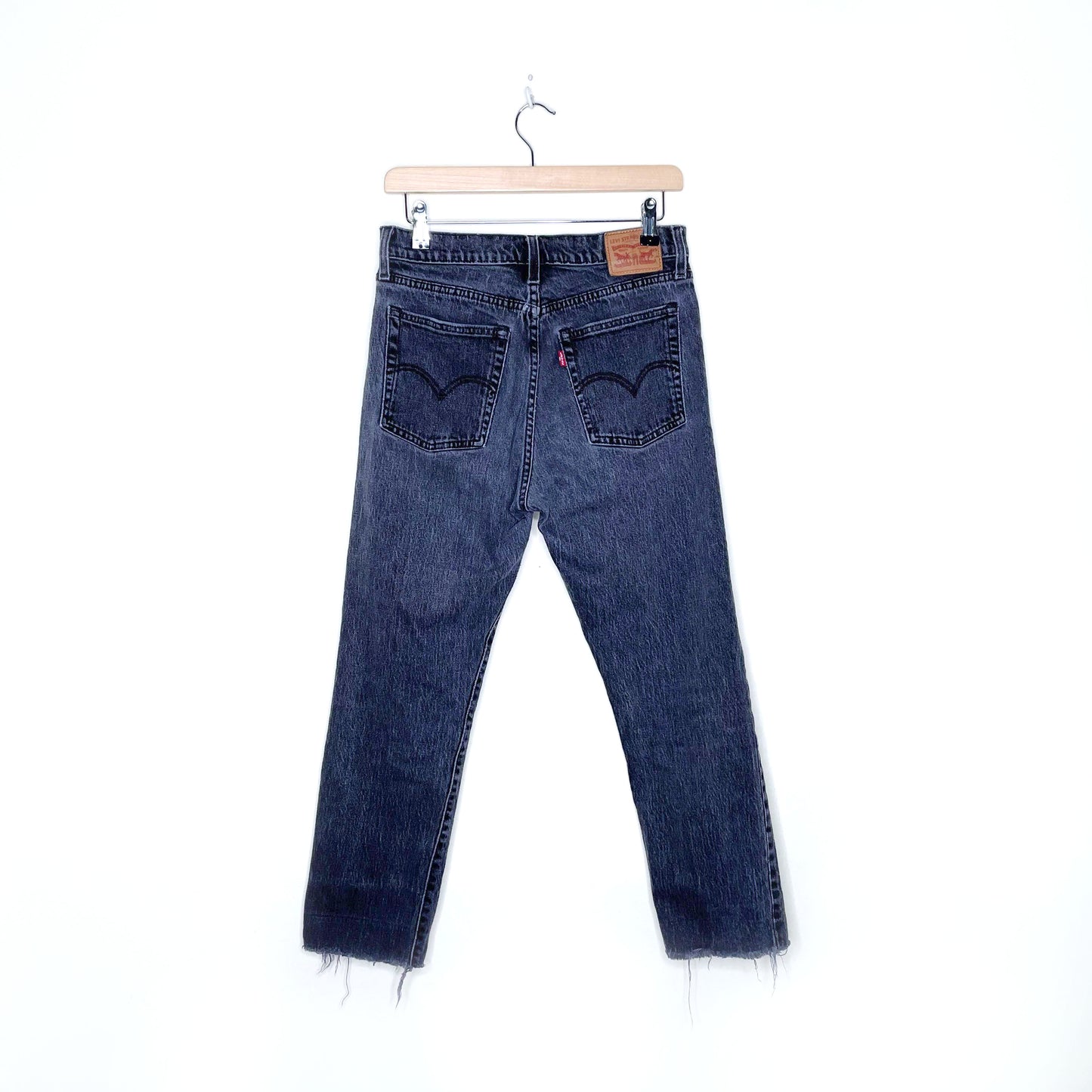 levi's faded black wedgie straight raw hem jeans - size 29