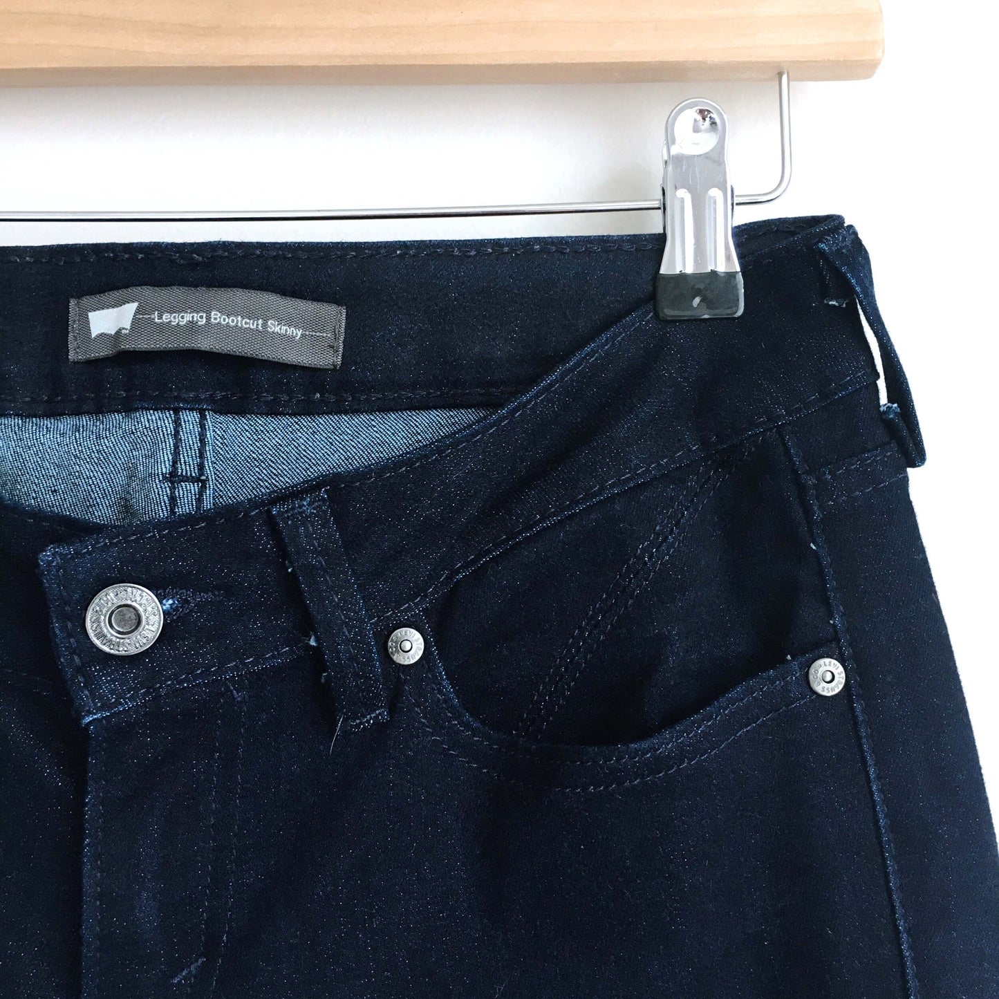 Levi's legging bootcut skinny jean - size 6