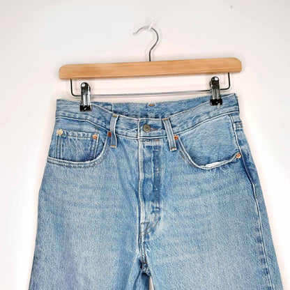 Levi's 501 high rise skinny jeans light wash raw hem - size 27