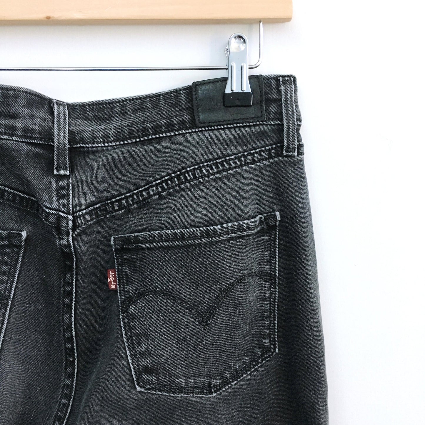 Levi's 721 hi-rise skinny jeans - size 29