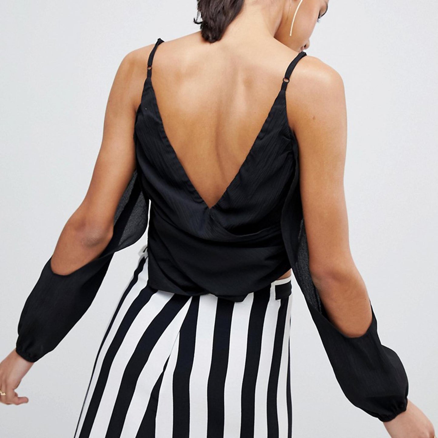 parallel lines cold shoulder crop top - size small