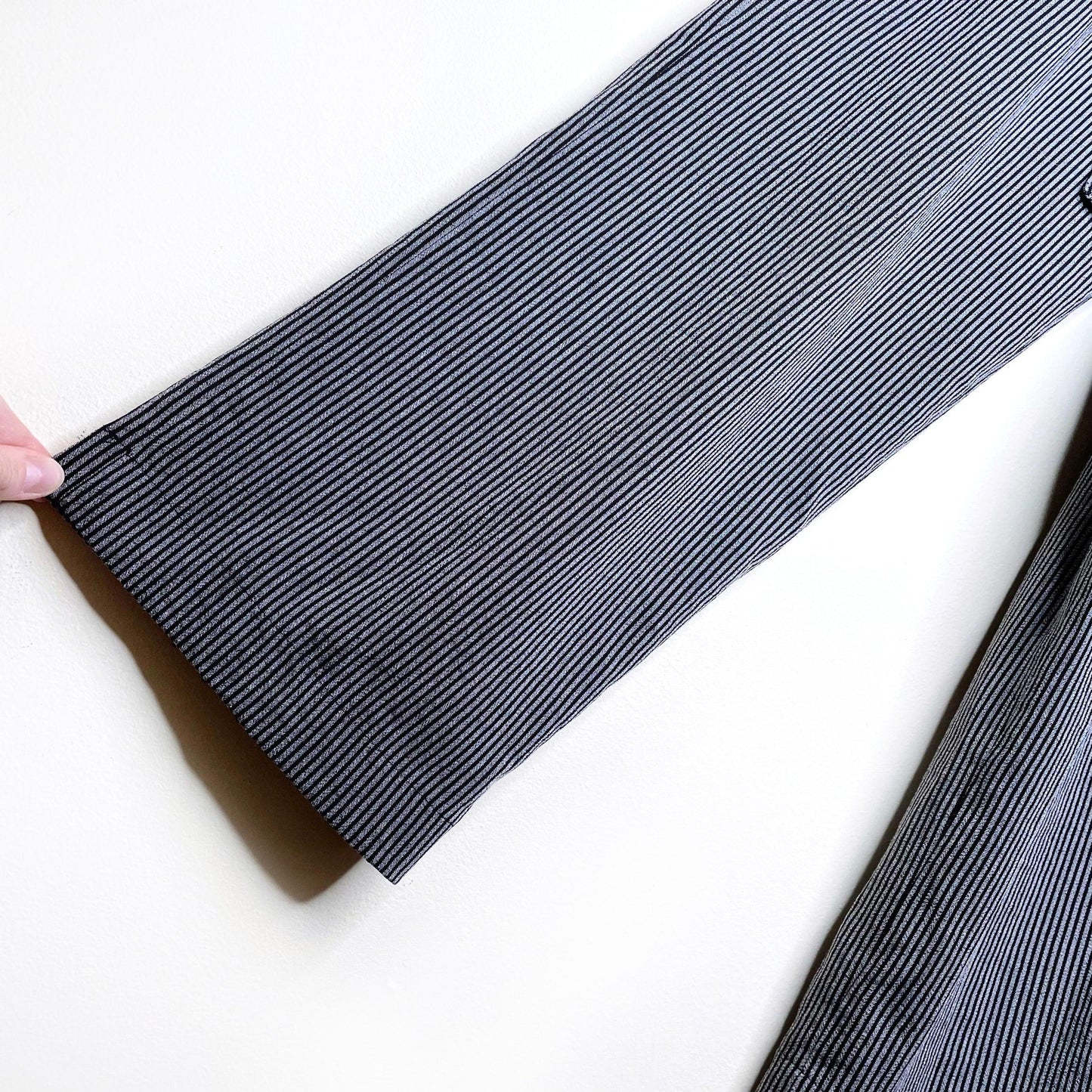 libé workshop striped belted pleated high rise trousers - size small