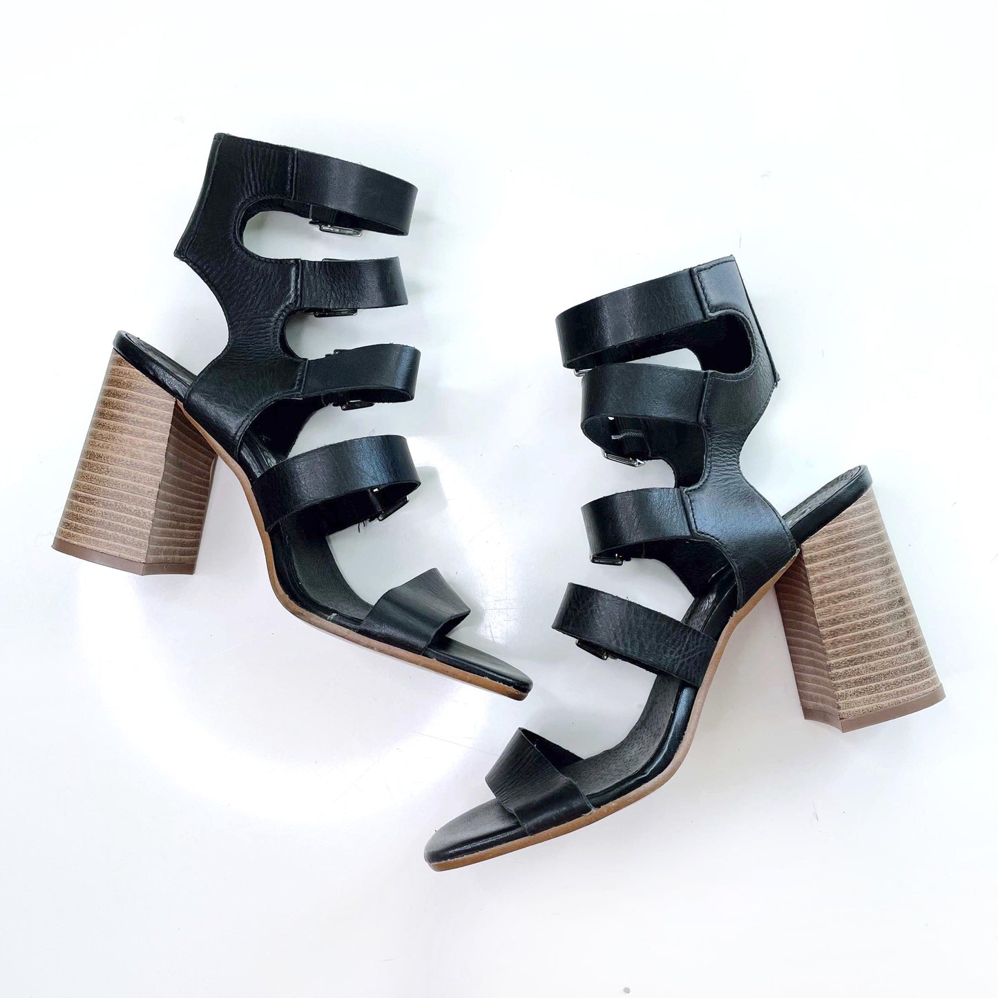 l'intervalle heeled cage sandal - size 38
