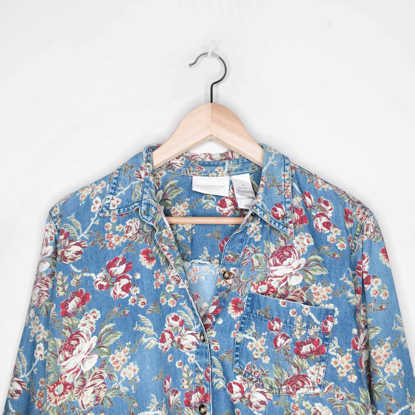 Vintage Liz Claiborne floral denim button down - size Medium