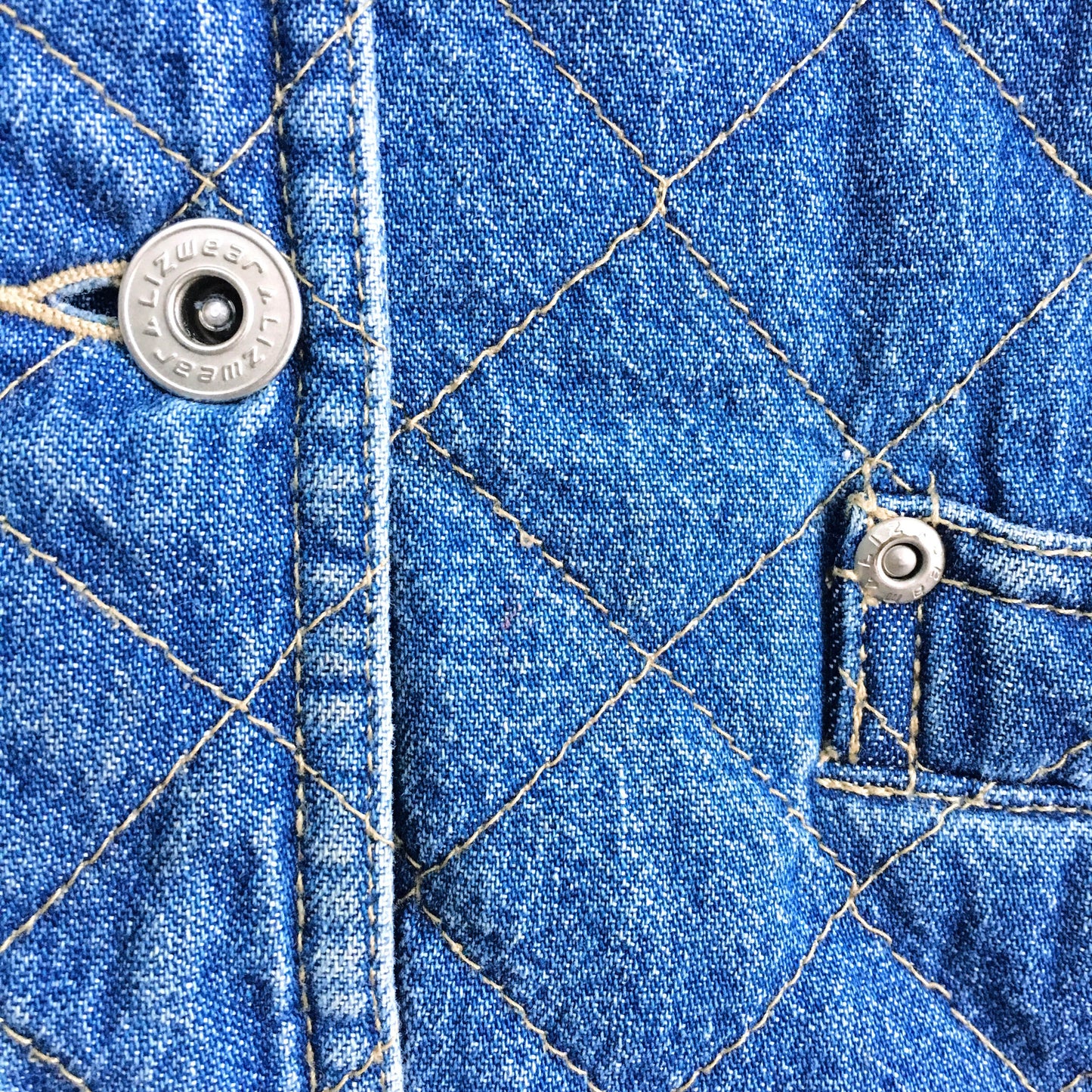 Vintage LizWear quilted denim jacket - size Medium