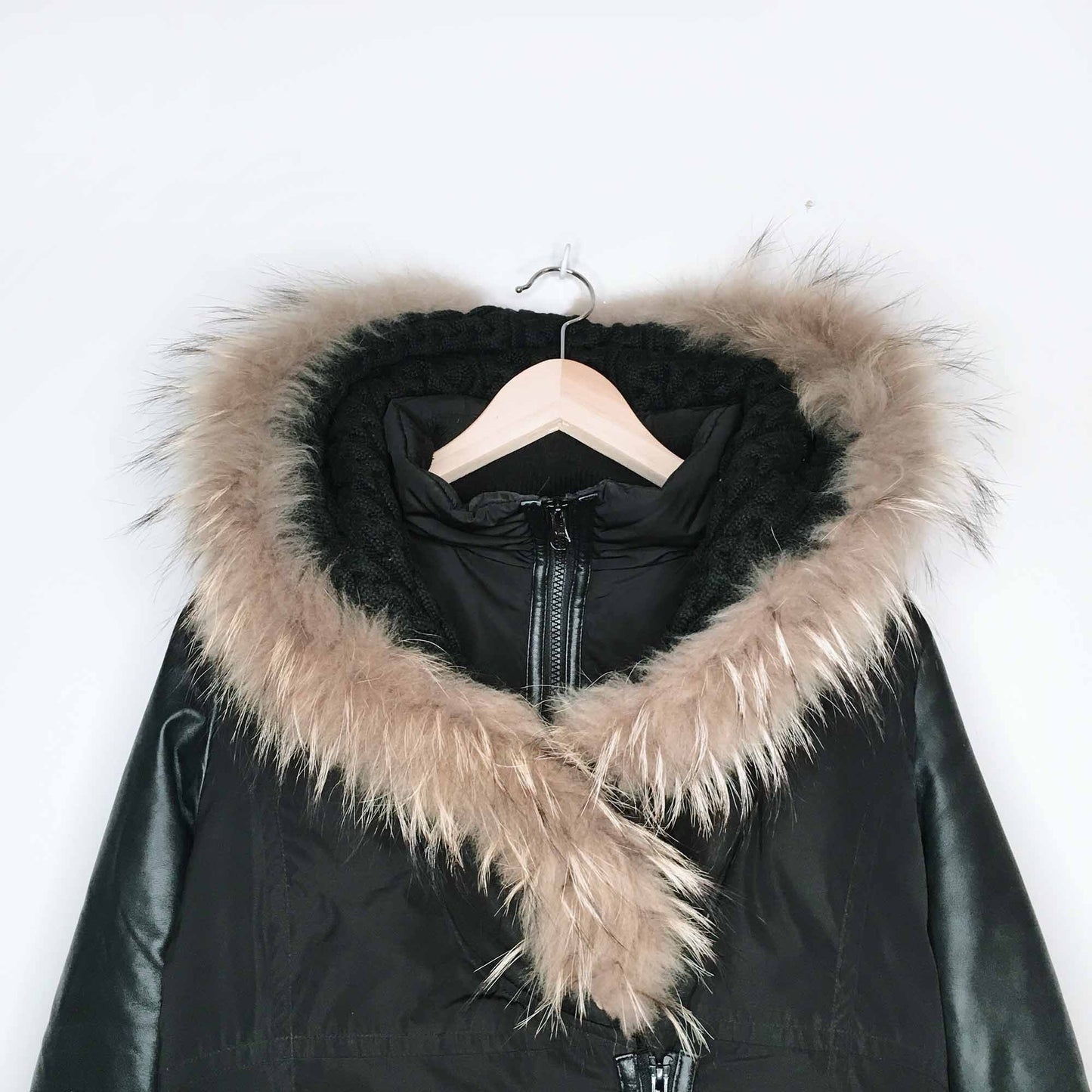 rudsak-style leather sleeve down parka with fur - size medium