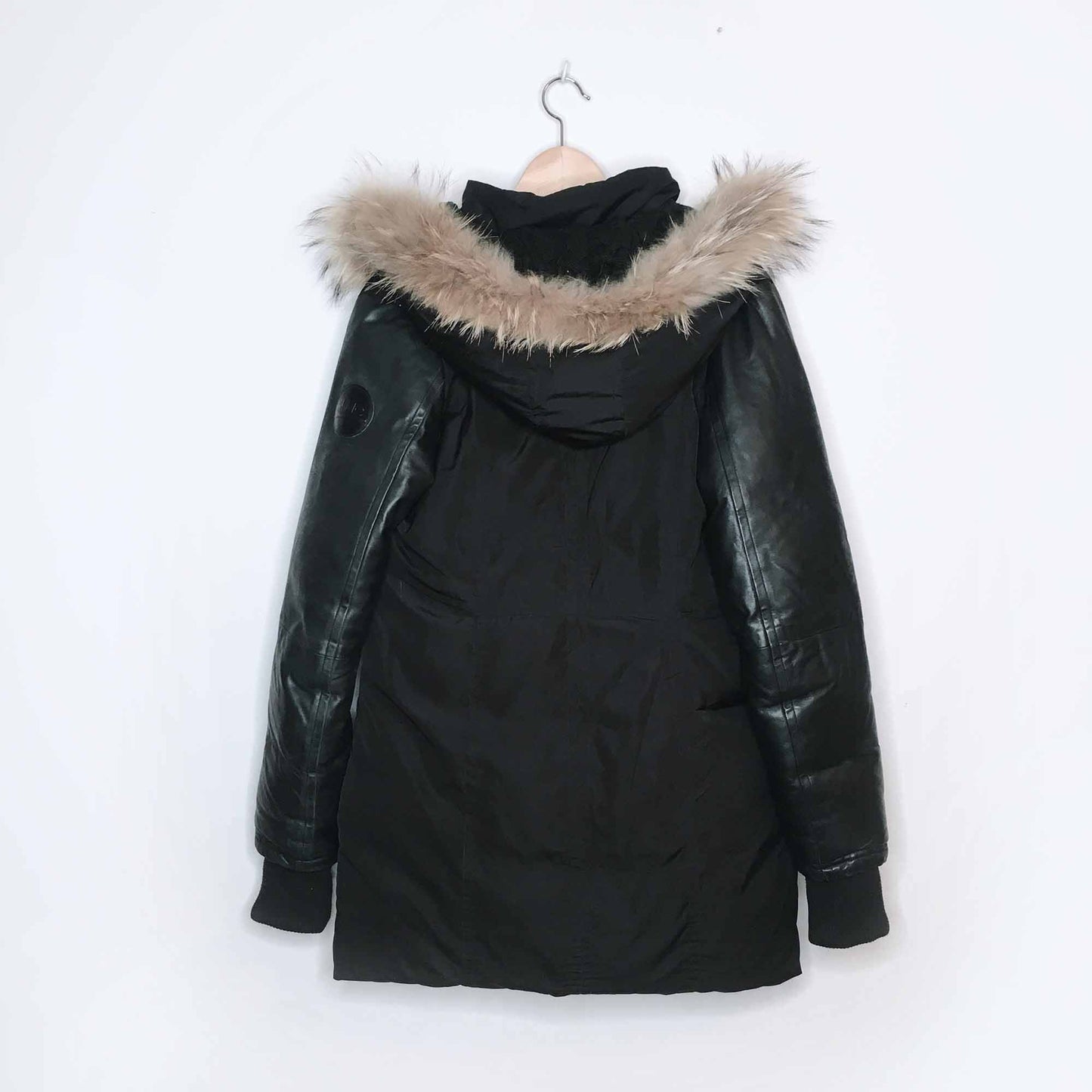 rudsak-style leather sleeve down parka with fur - size medium