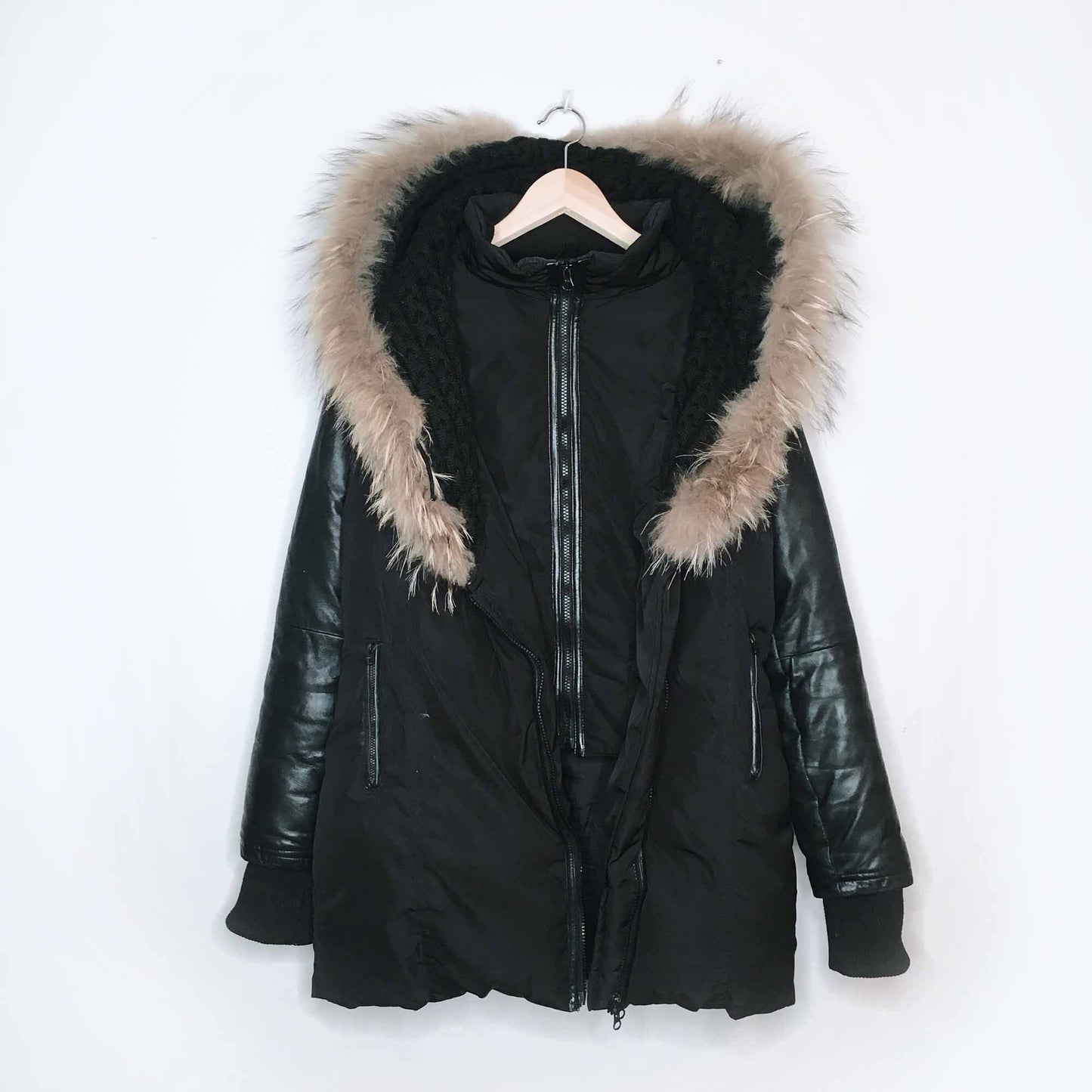 rudsak-style leather sleeve down parka with fur - size medium