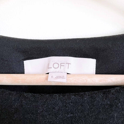 NWT Ann Taylor LOFT cowl neck short sleeve sweater - size Medium