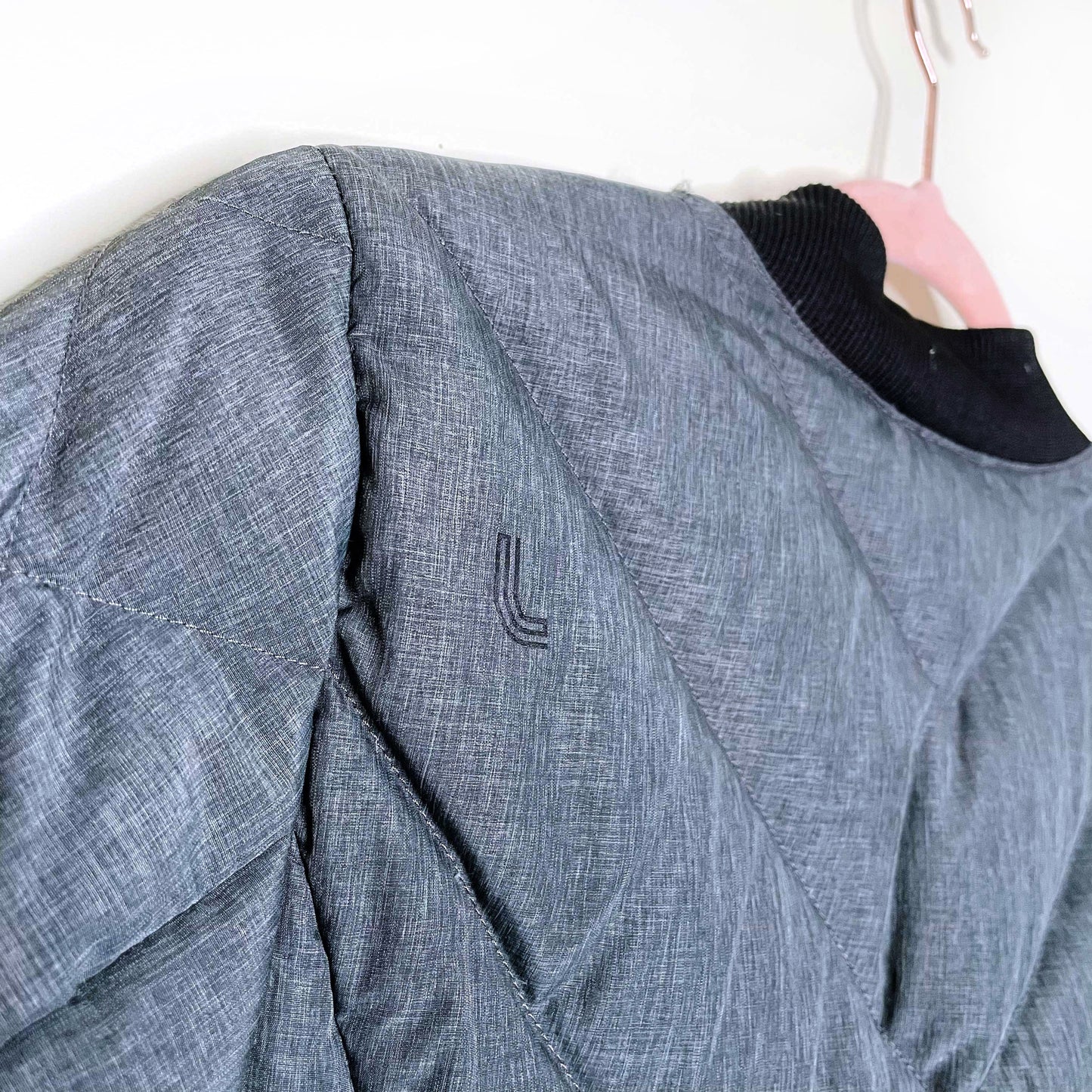 lole grey quilted puffer bomber jacket - size small