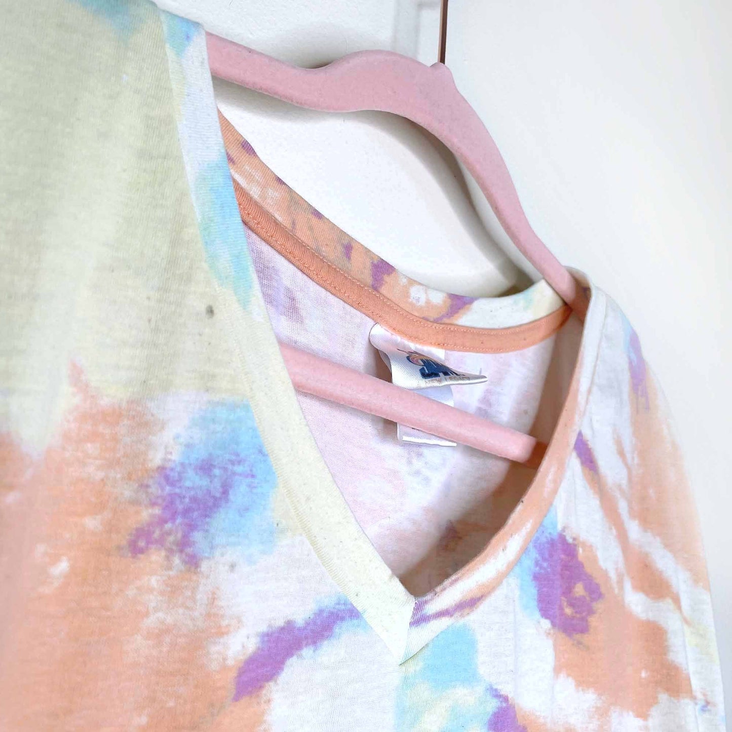 space jams tie-dye rolled sleeve graphic tee - size 2xl