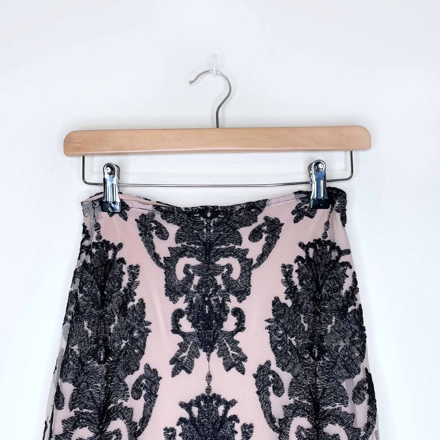 for love & lemons ethereral nude black lace maxi skirt - size large