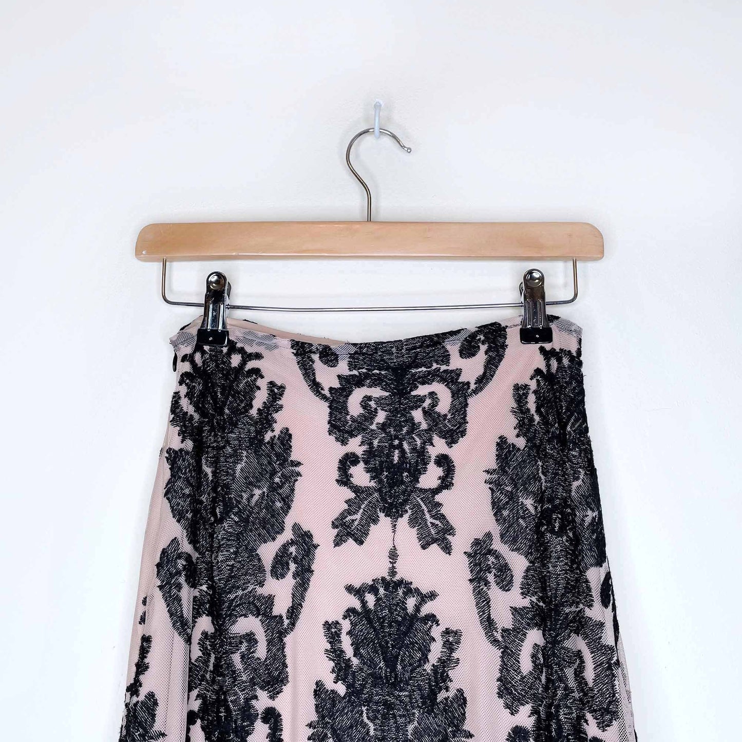 for love & lemons ethereral nude black lace maxi skirt - size large