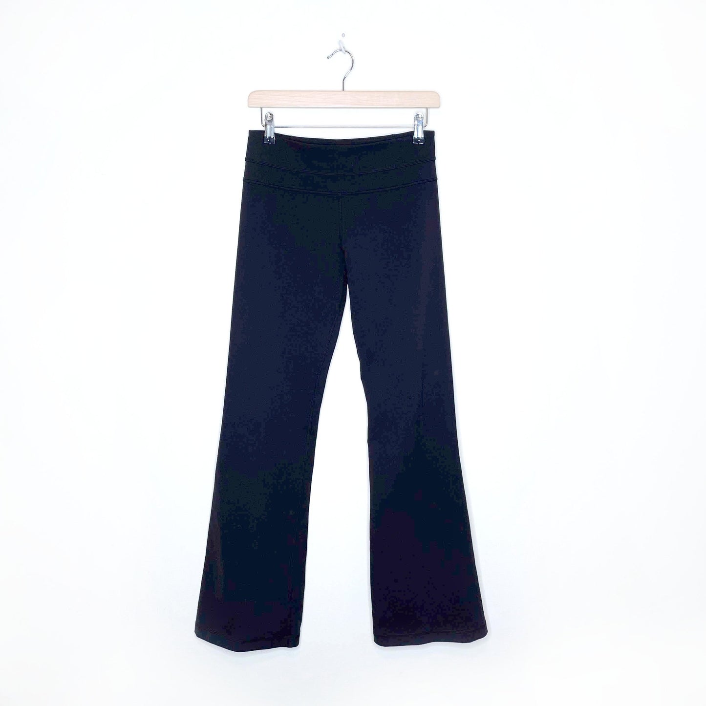 lululemon black groove pants - size 6