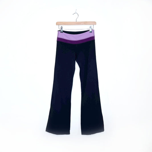 lululemon groove flare pants with purple waistband - size 4