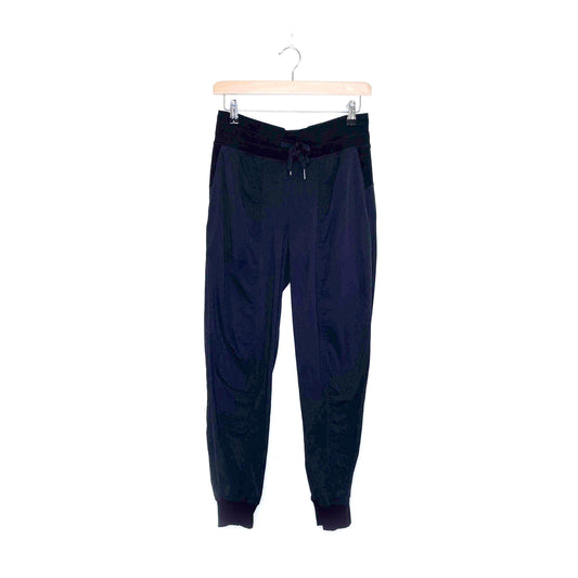 lululemon 2019 unlined dance studio jogger - size 6