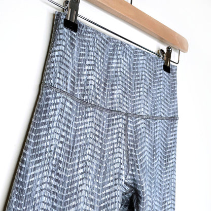 lululemon wunder under high-rise 7/8 tight luon - size 4