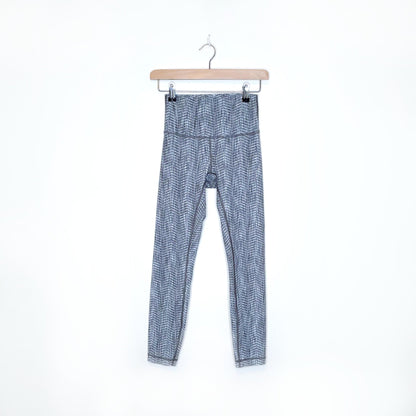 lululemon wunder under high-rise 7/8 tight luon - size 4