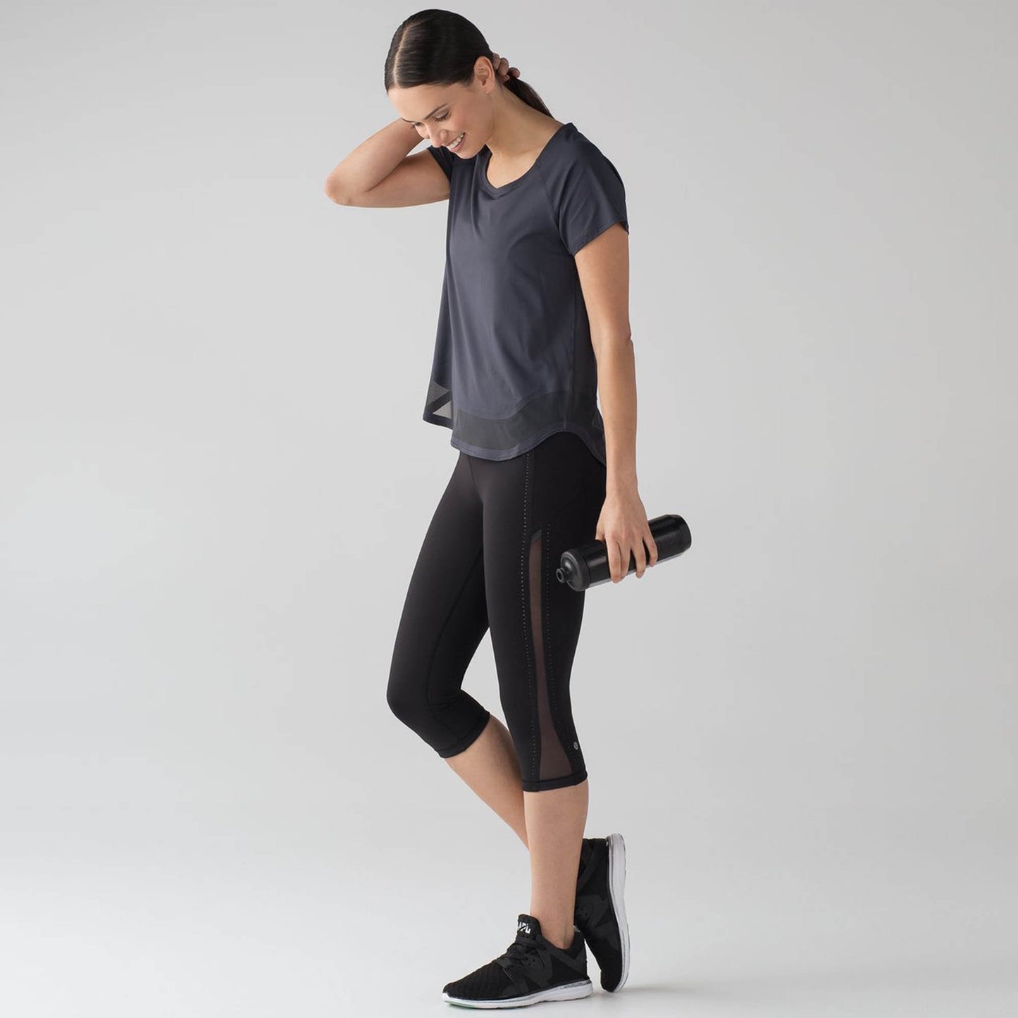 lululemon smooth stride crop full on luxtreme tights - size 6