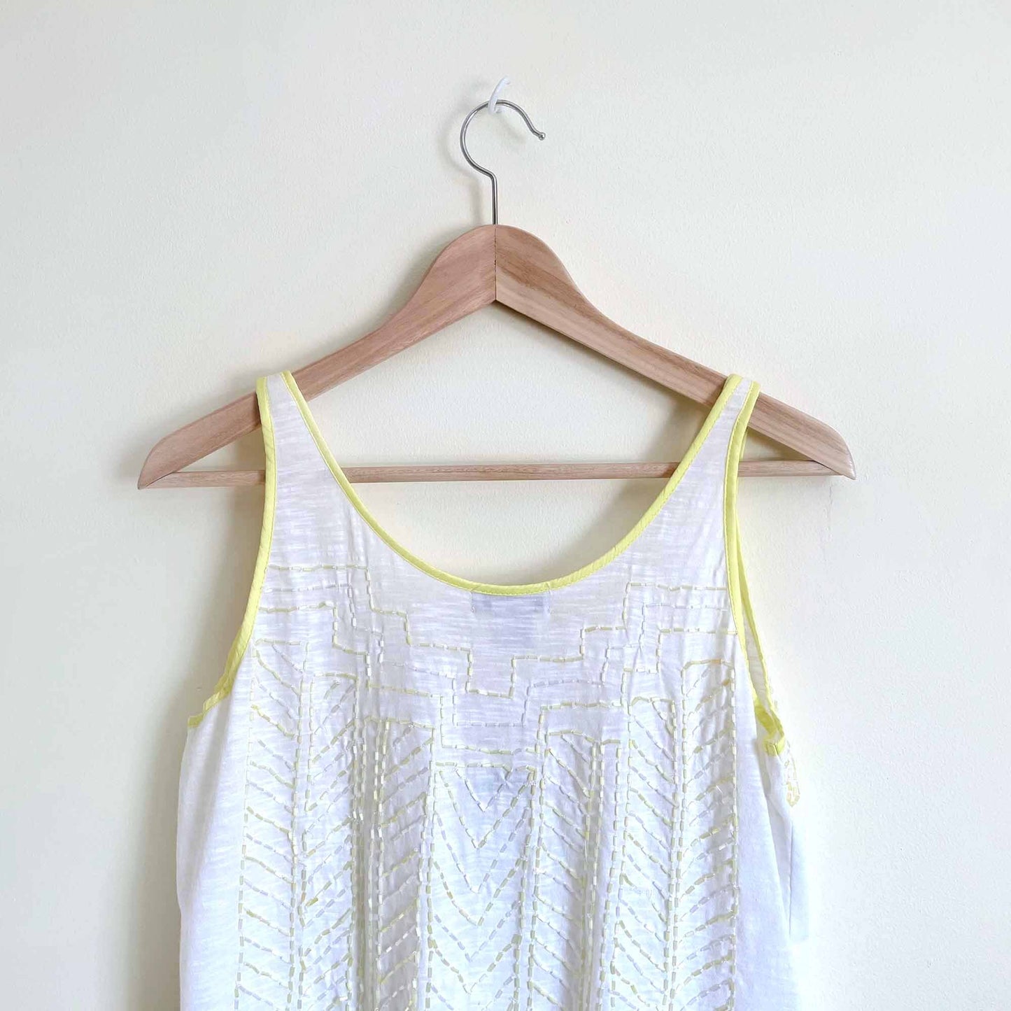 nwt lucky brand beaded embellished tank top - size medium