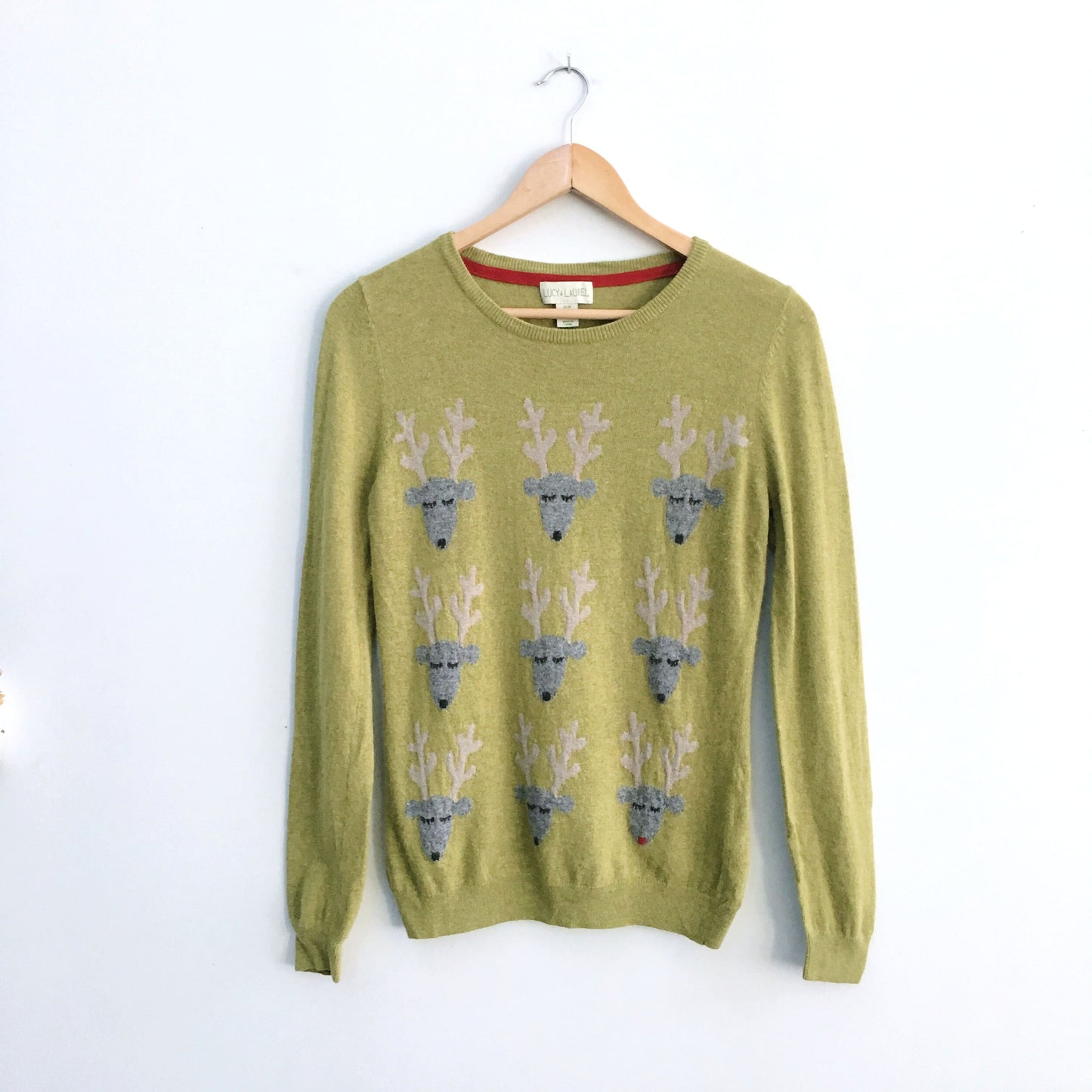 Lucy &amp; Laurel Cashmere-blend Reindeer Sweater - size Medium