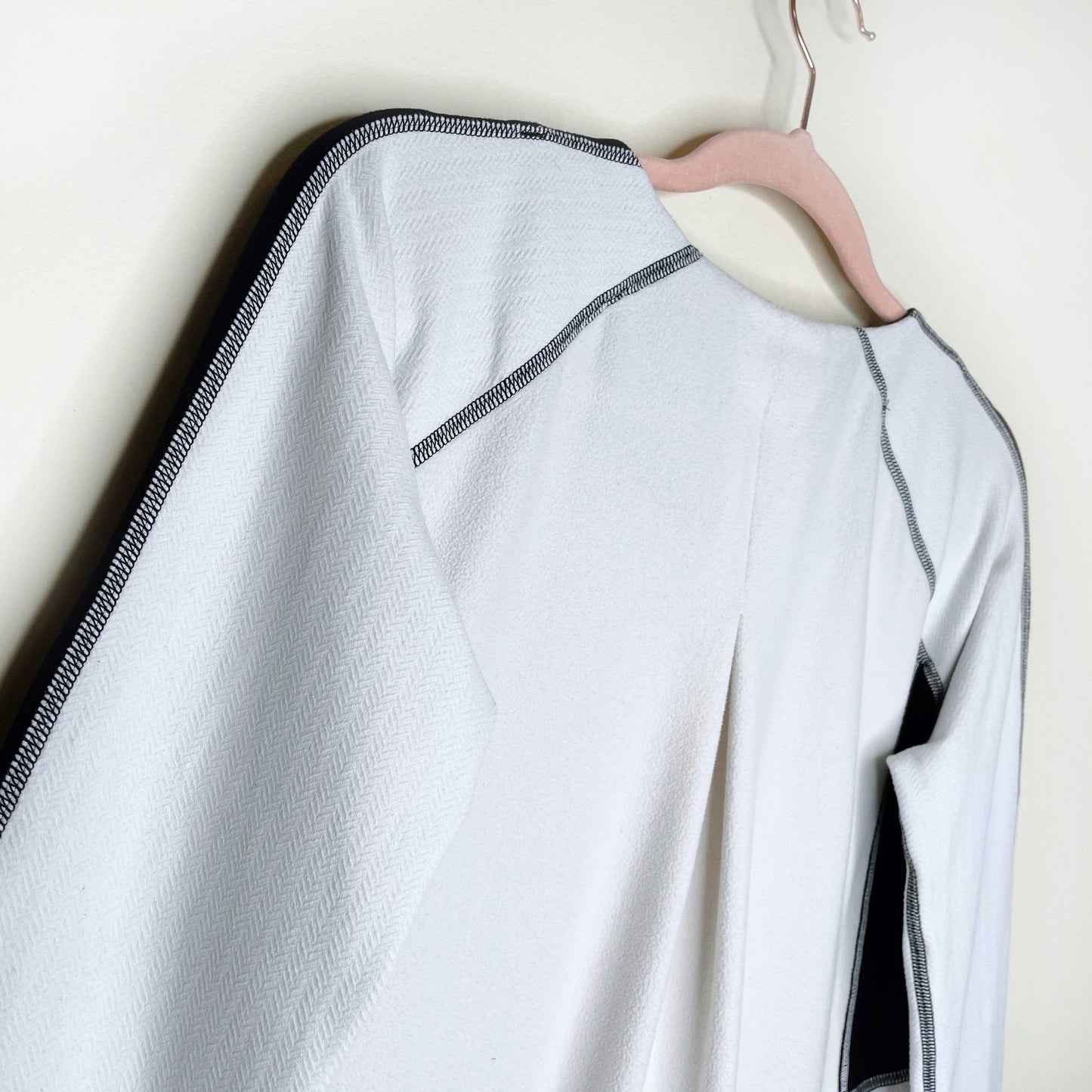 lululemon run bold in the cold long sleeve fleece - size 4/6