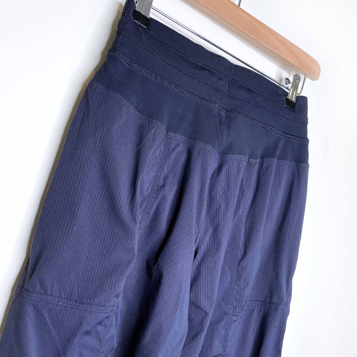 lululemon 2019 dance studio pant III unlined - size 4 REG