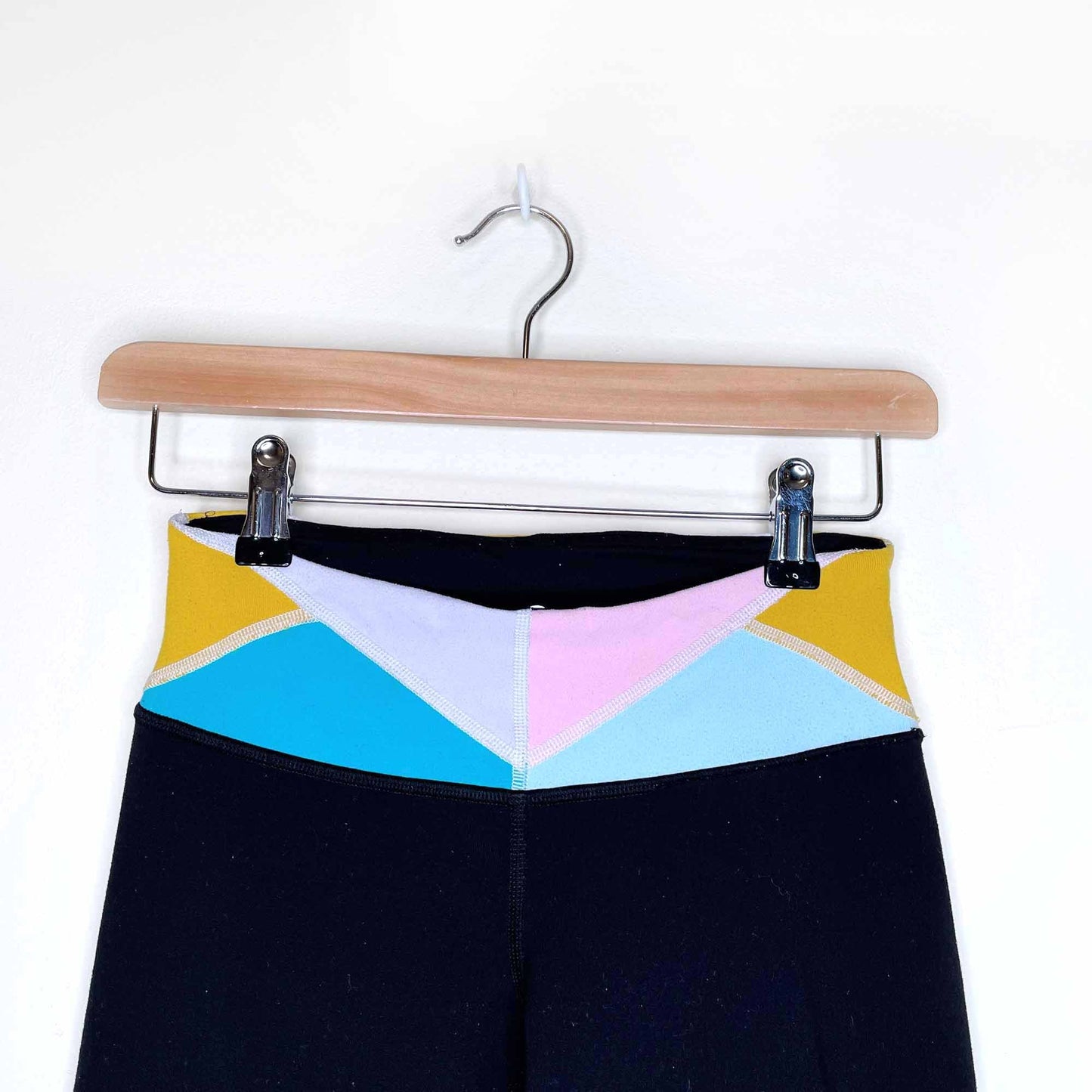 lululemon reversible multi-colour panel waist tights - size 4