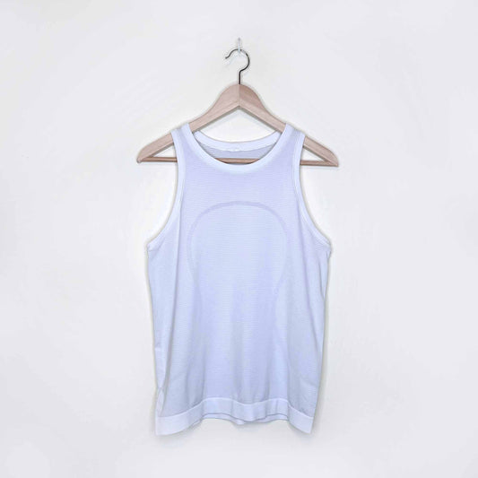 lululemon swiftly tech racerback tank top 2.0 - size 6
