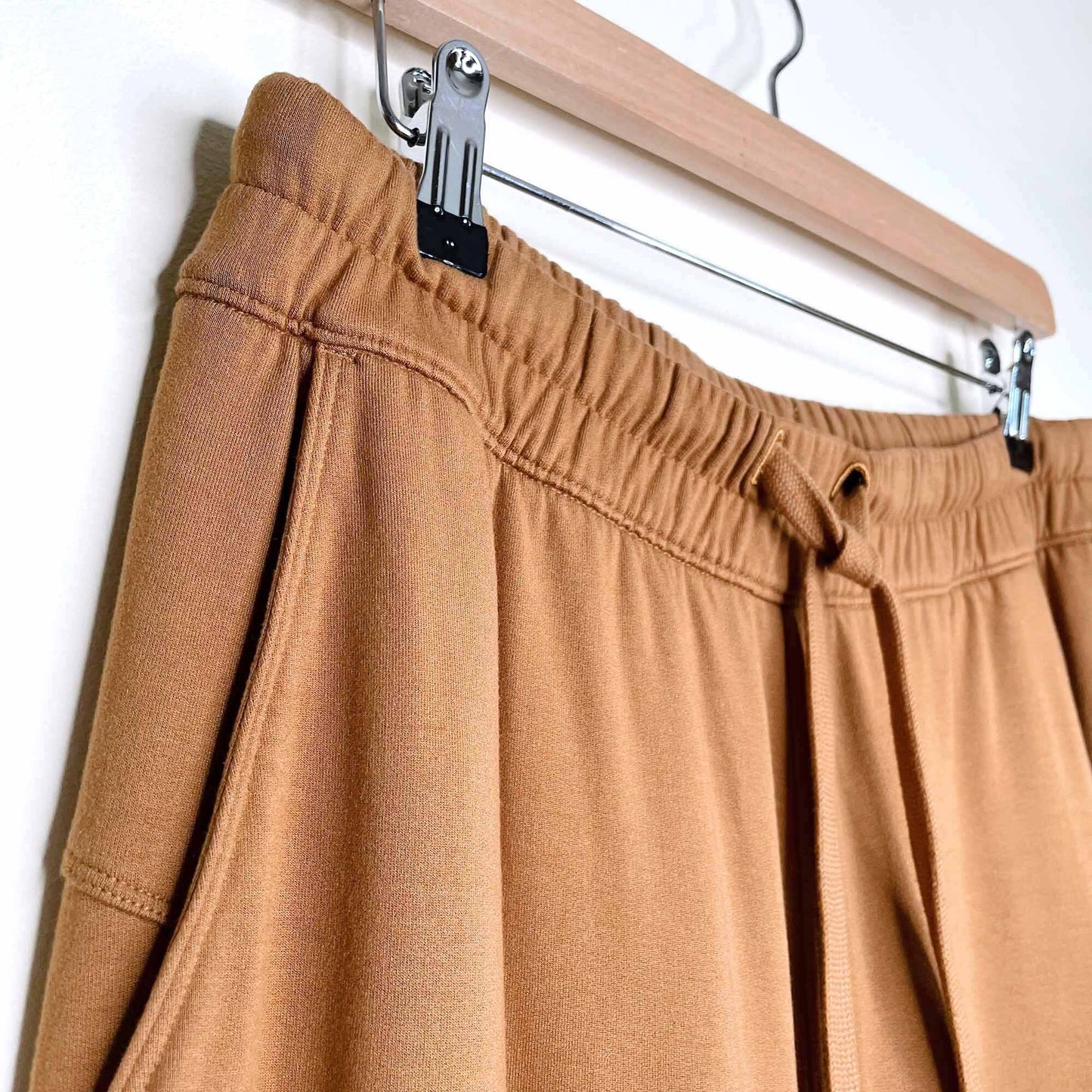 lululemon bound to bliss high rise 7/8 pant in spiced bronze - size 8