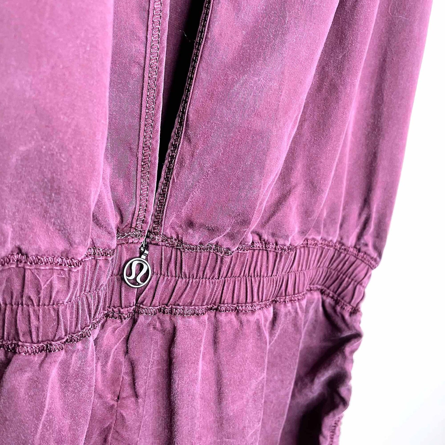 lululemon heat the street high neck onsie romper - size 6/8