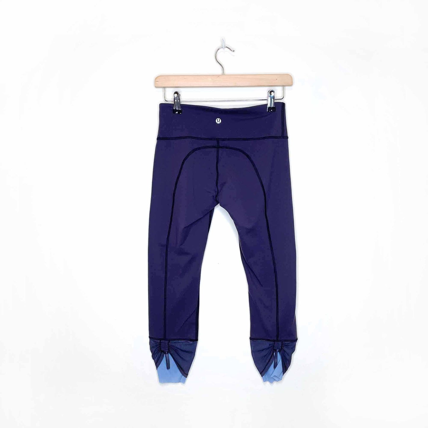 lululemon 23" crop leggings with sheer ruching tie back hem - size 6
