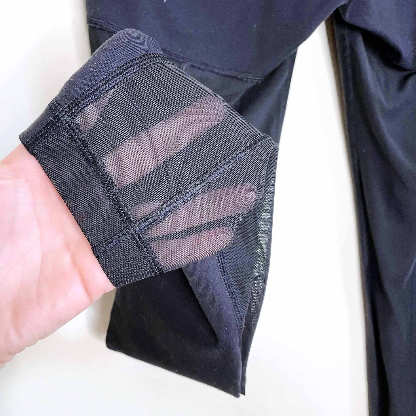 rare lululemon lab high rise wunder under mesh back leggings - size 6